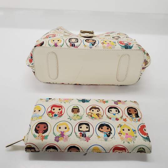 Loungefly Funko Pop! Disney Princess Circles Crossbody Bag & Wallet Set image number 6