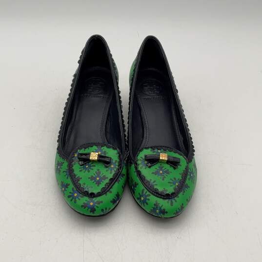 Tory Burch Womens Green Black Round Toe Slip-On Pump Heels Size 5M image number 1