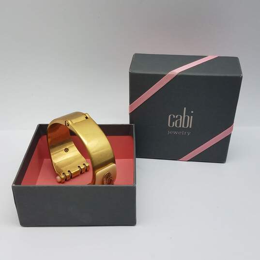 Cabi Gold Tone Seahorse Hinge 6" Cuff Bracelet 74.8g image number 5