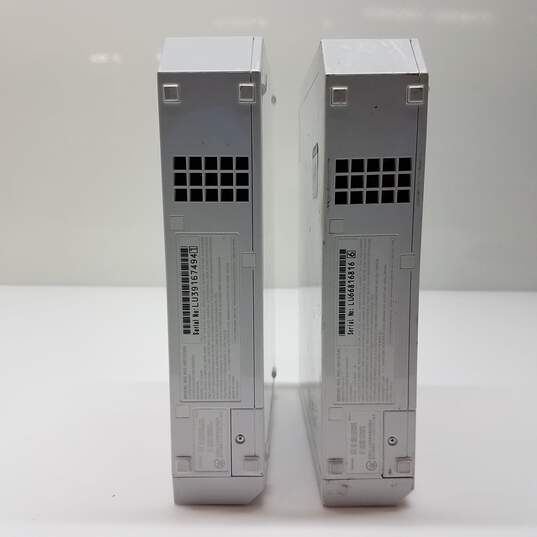 2 Nintendo Wii Consoles - Untested image number 3