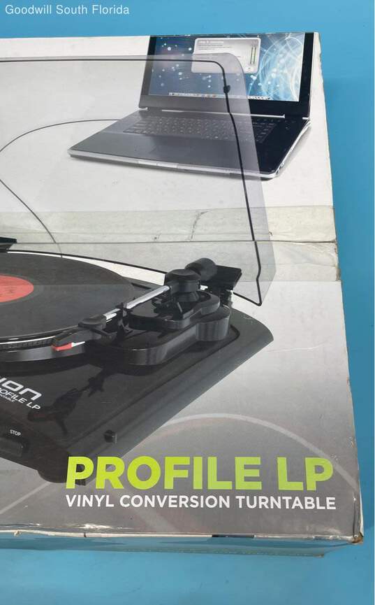 Ion Profile LP Black Vinyl to MP3 Conversion Turntable (21) N31102I10964459 image number 4