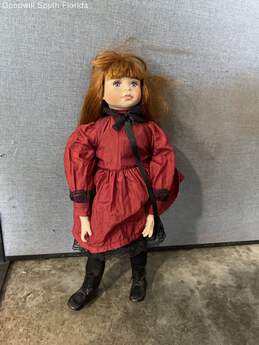 Kaye Wiggs 1997 Red Outfit Brown Straight Hairs Blue Eyes Porcelain Girl Doll