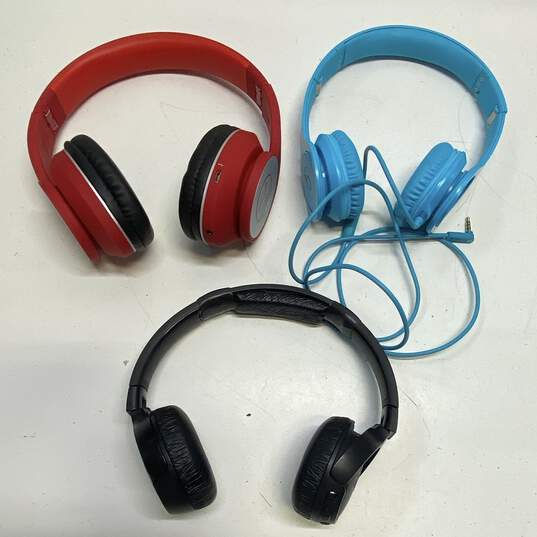 Bundle Lot of 3 Audio Headphones Beats JBL Tunes image number 1