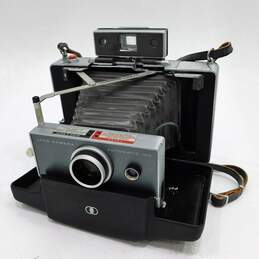 Vintage Polaroid Automatic 100 Land Camera w/ Case & Flash alternative image