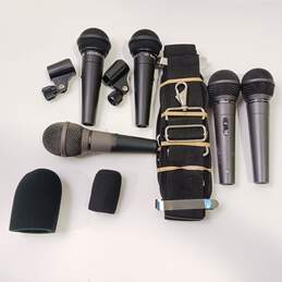 RadioShack Dynamic Microphones With Microphone Receiver & Accessories alternative image