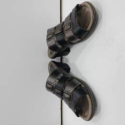 Women's Black Leather Heeled Sandals Size 6.5 w/Box alternative image