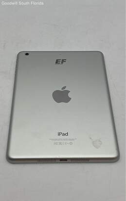Not Tested Locked For Parts Apple Silver iPad Model A1489 No Power Adapter alternative image