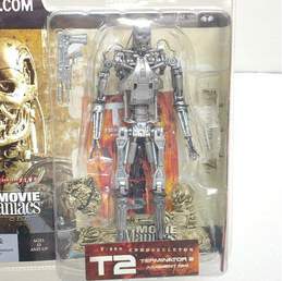 2002 McFarlane Toys Movie Maniacs Series 5 Terminator 2 (T-800) Endoskeleton alternative image