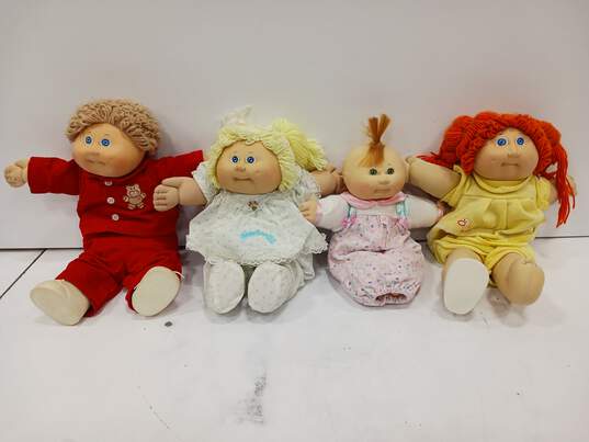 Bundle of 4 Assorted Cabbage Patch Kids Dolls image number 1