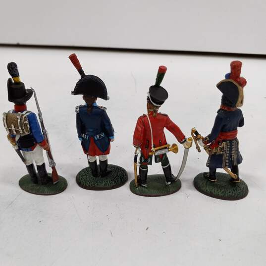4pc Set of DelPrado Assorted Hand Painted Solider Figurines image number 2
