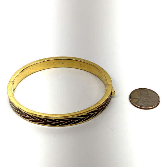 Designer J. Crew Gold-Tone Herringbone Hinged Enamel Bangle Bracelet image number 2