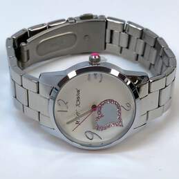 Designer Betsey Johnson BJ00025-01 Silver-Tone Round Analog Wristwatch alternative image