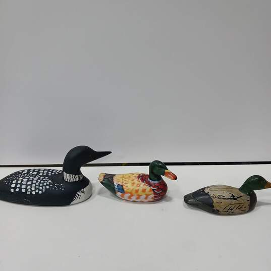 3pc Set of Assorted Wooden Duck Decoys image number 7