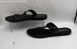 Juice Couture Womens Black Thong Sandals Size 10