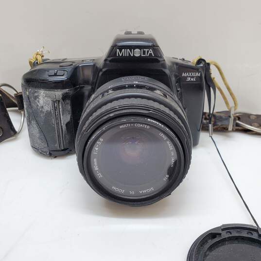 Minolta Maxxum SPxi AF 35mm SLR Film Camera with Lens image number 2