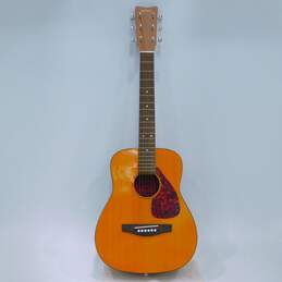 Yamaha Brand FG-Junior/JR1 Model 1/2 Size Acoustic Guitar w/ Black Case