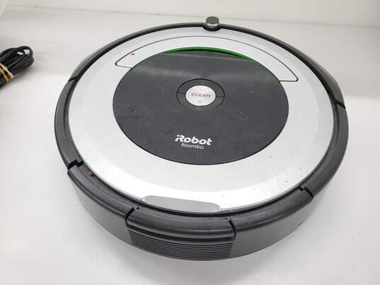 Robot vacuum cleaner IROBOT ROOMBA 697 VACUUM - PS Auction - We