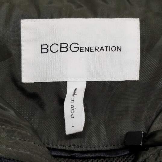 BCBGeneration Women's Hooded Faux-Leather Trim Anorak Rain Jacket Camo Size L image number 3