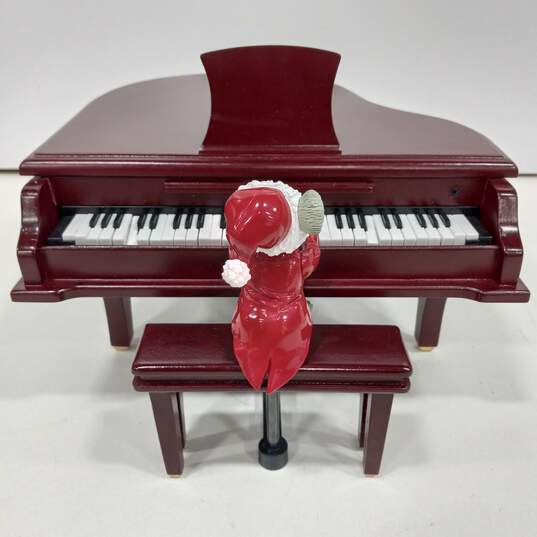 Maestro Mouse Recital Piano Figurine image number 5