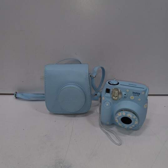 Fujifilm Instax Mini 7S Instant Camera Daisy Blue image number 1