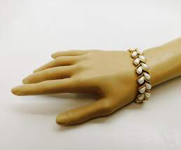 Vintage Crown Trifari Faux Pearl Gold Tone Bracelet 35g alternative image