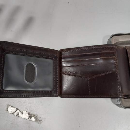 Fossil Men's Brown Leather Wallet image number 5