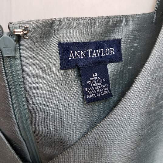 Ann Taylor 100% Silk Suite - Size 14 image number 5
