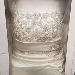 David's Bridal White Sealed Beaded Maxi Sleeveless Wedding Dress - Size Unknown