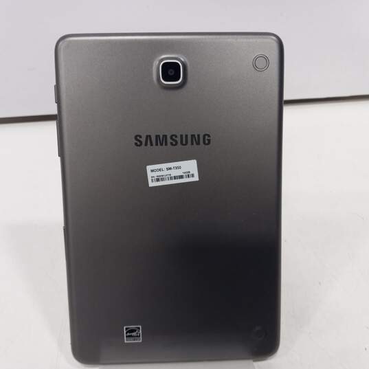 Samsung Galaxy Tab A 8.0 (2015) Tablet Computer image number 2