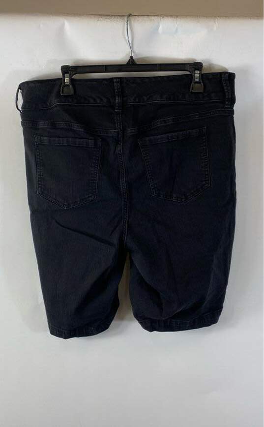 Torrid Black Shorts - Size Medium image number 2