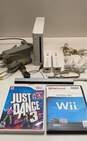 Nintendo Wii Console w/ Games & Accessories- White image number 1