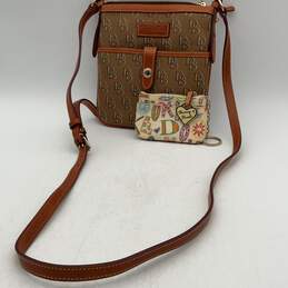 Dooney & Bourke Womens Camel Brown Adjustable Strap Crossbody Bag Wallet Set