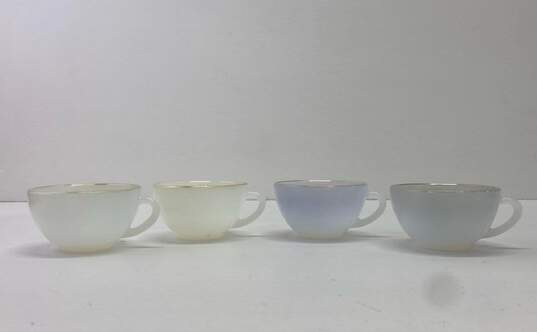Vintage Arcopal Harlequin Opalescent French Coffee/ Espresso 4pc Cups image number 2