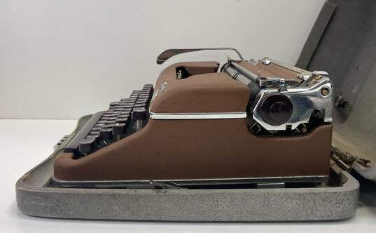 Olympia Vintage Werke AG Brown Typewriter image number 7