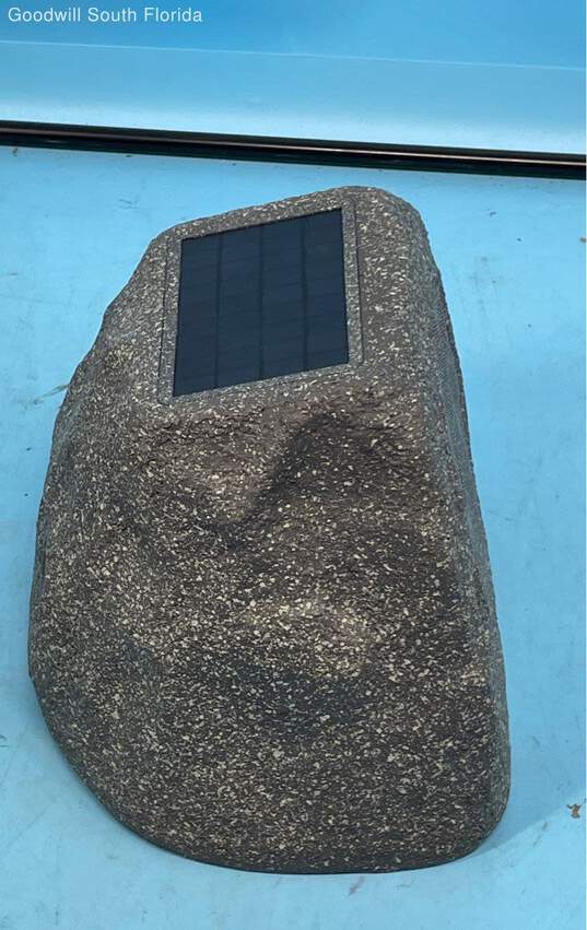 Glow Stone Solar Garden IPX4 Waterproof Speaker Not Tested image number 4