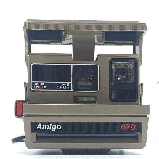 Polaroid Amigo 620 Instant Land Camera image number 2