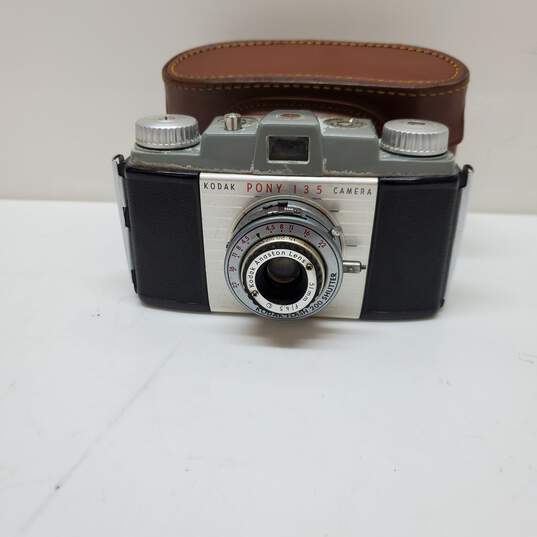 Vintage Kodak Pony 135 Film Camera with Leather Field Case image number 1