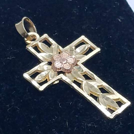 VD 14k Gold Two-Tone Cross Pendant 1.1g image number 3
