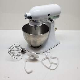 White KitchenAid Classic Tilt Head Stand Mixer 250 Watt K45SS w/ Accs Untested