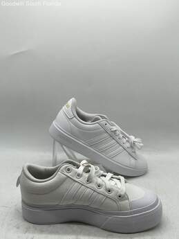 Adidas Womens White Shoes Size 6 alternative image