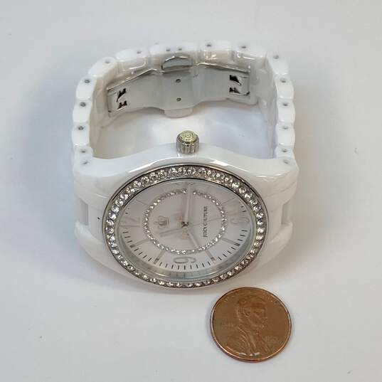 Designer Juicy Couture Lively White Stainless Steel Back Analog Wristwatch image number 3
