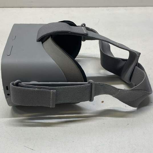 Meta Oculus Go Virtual Reality Headset image number 2