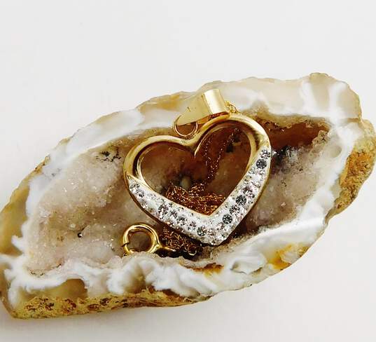 9K Yellow Gold Rhinestone Heart Pendant Necklace 1.7g image number 2