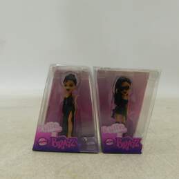 Various Mini Bratz Dolls IOB Live In Concert Kylie Jenner Funky Fashion Makeover alternative image