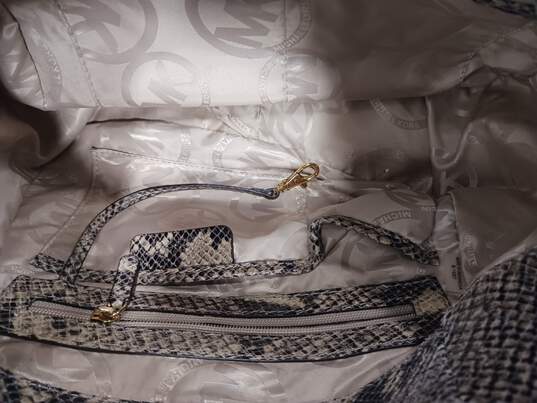 Michael Kors Shoulder Bags Assorted 2pc Bundle image number 4
