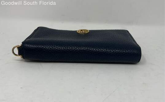 Michael Kors Womens Blue Wallet image number 3