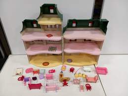 2002 Fisher-Price Loving Family for Holidays Christmas Dollhouse with Furniture alternative image