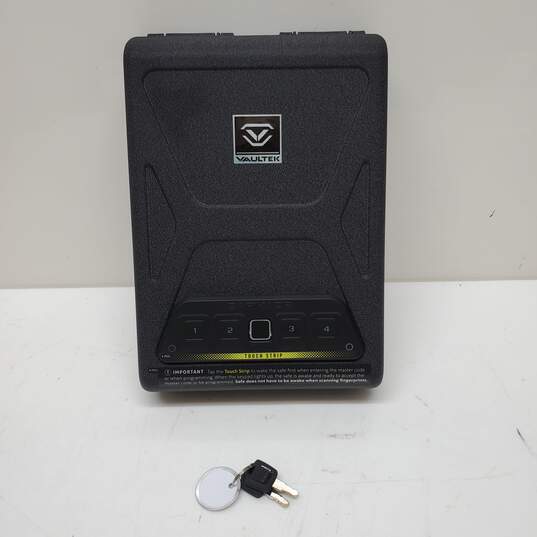 Vaultek Barikade Series 1 Biometric Sub-Compact Safe 18gal. Fingerprint 2021 image number 2