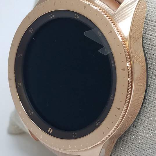Samsung Galaxy Rose Gold Tone Case Non-precious Metal Watch image number 3
