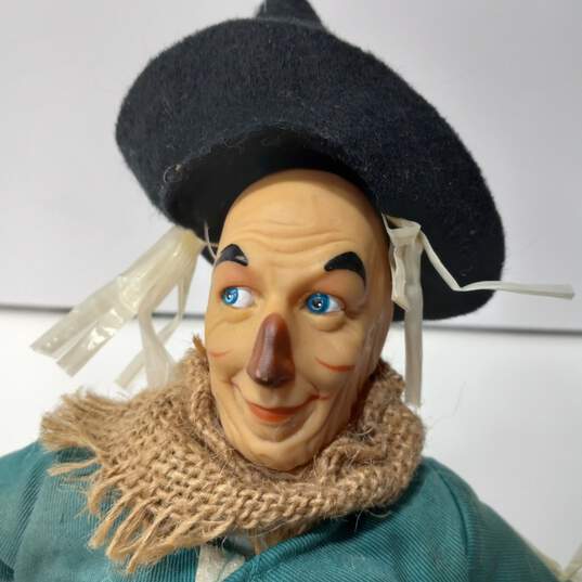 The Wizard of OZ Scarecrow Figure #P3801 image number 3